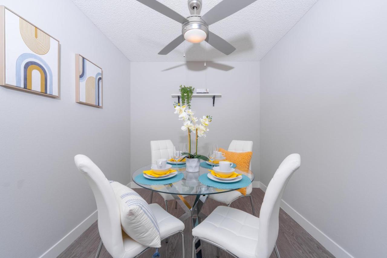 Universal Studios 8 Min Drive Two Bedroom Apartment With Free Parking Los Angeles Exteriör bild